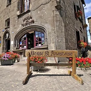 Hébergement de vacances Grande Maison Dans La Cité Médiévale De, Besse-et-Saint-Anastaise